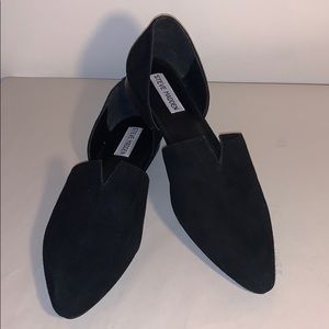 NWOT Steve Madden Darian Flat